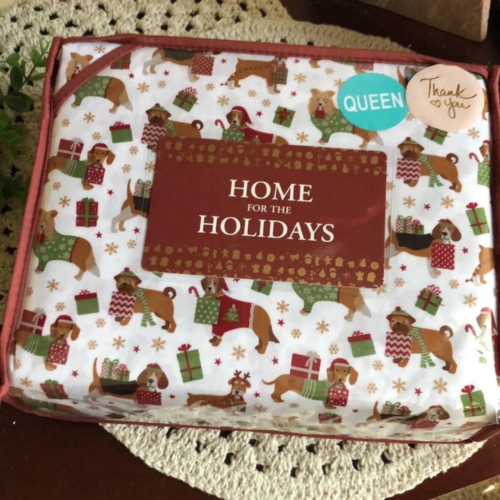 Home for the Holidays Queen Bedding Set - Festive Dog Print